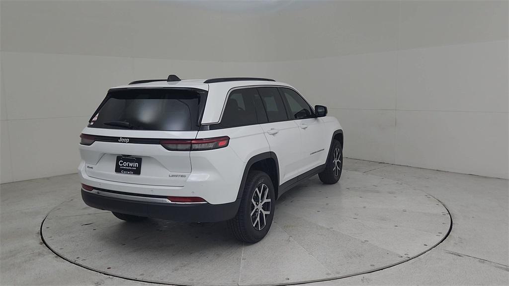 new 2025 Jeep Grand Cherokee car, priced at $43,683