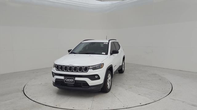 new 2024 Jeep Compass car, priced at $30,037