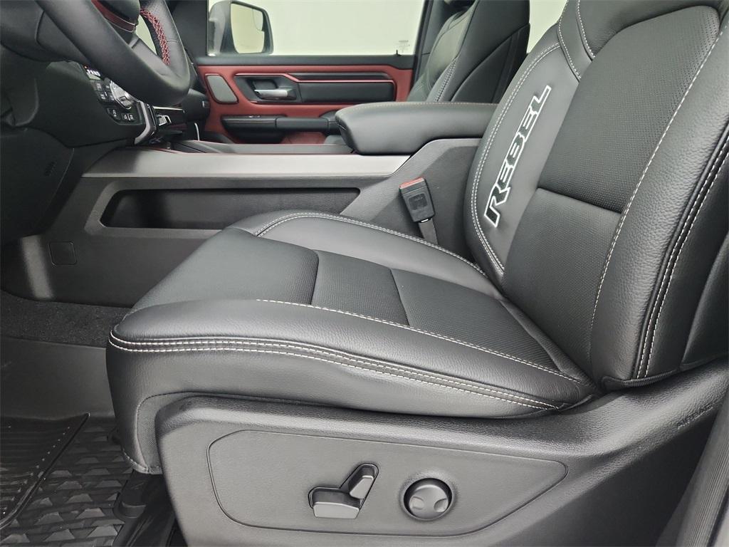 new 2025 Ram 1500 car, priced at $61,998