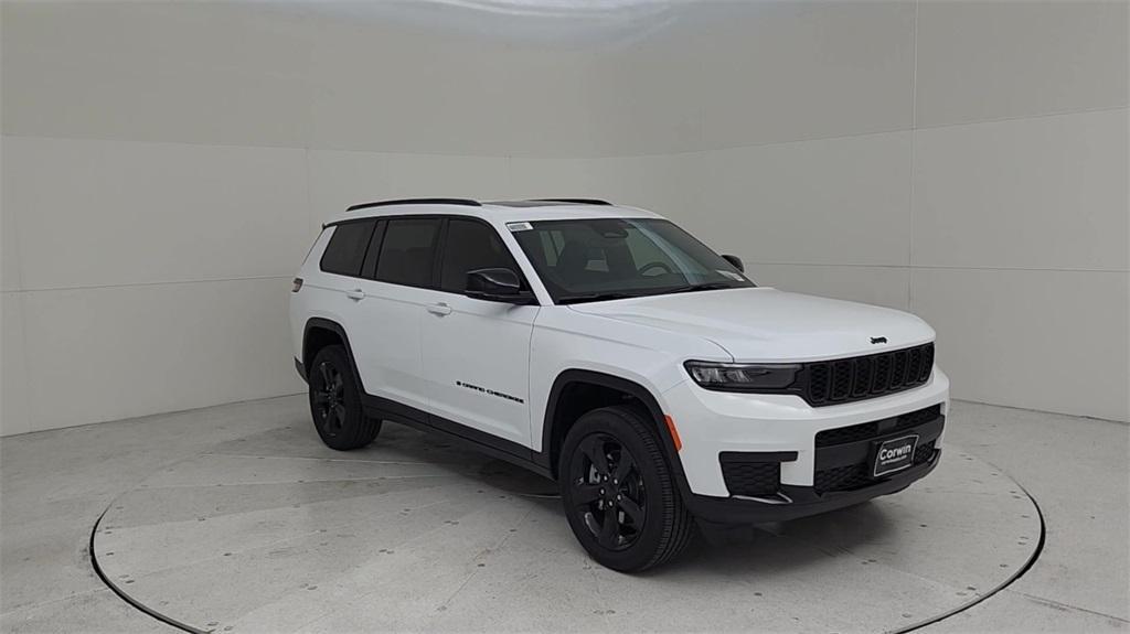 new 2024 Jeep Grand Cherokee L car, priced at $45,359