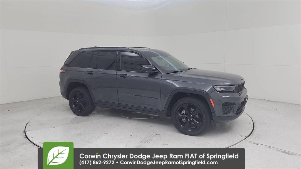 used 2023 Jeep Grand Cherokee car, priced at $33,993