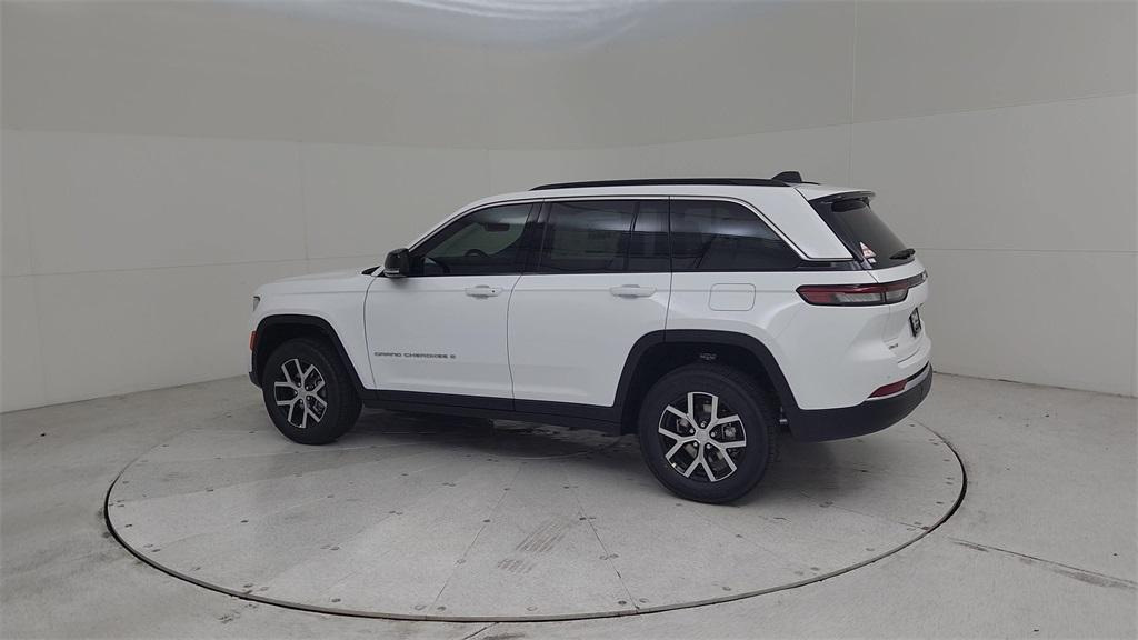 new 2025 Jeep Grand Cherokee car, priced at $42,787