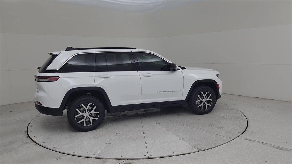 new 2025 Jeep Grand Cherokee car, priced at $42,787