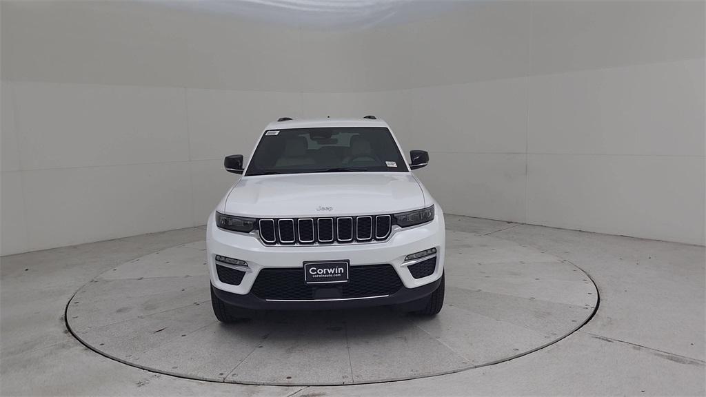 new 2025 Jeep Grand Cherokee car, priced at $42,787