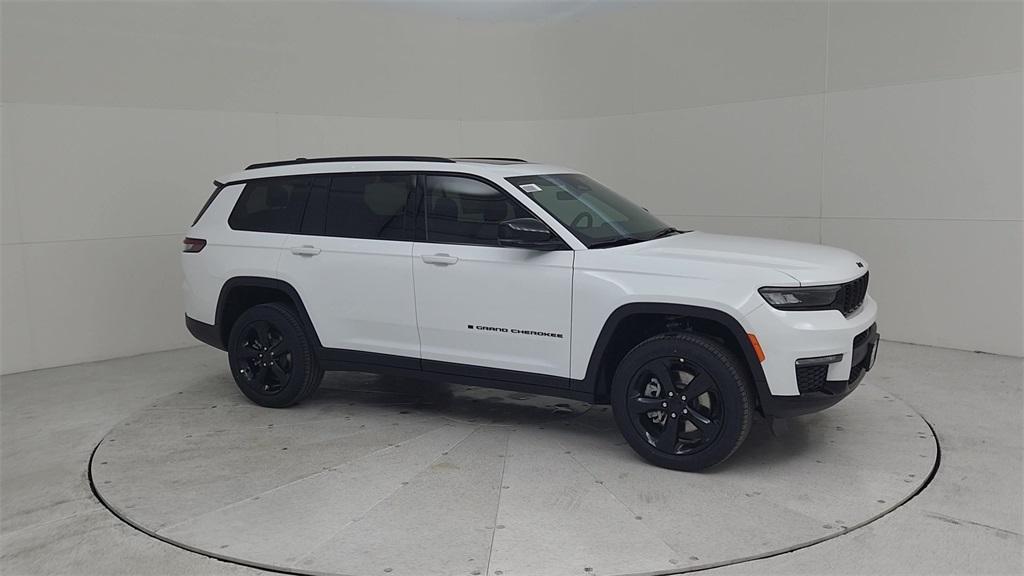 new 2025 Jeep Grand Cherokee L car, priced at $51,985