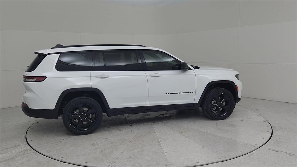 new 2025 Jeep Grand Cherokee L car, priced at $51,985