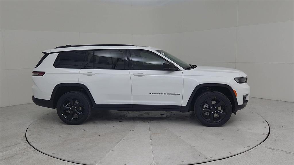 new 2025 Jeep Grand Cherokee L car, priced at $51,985