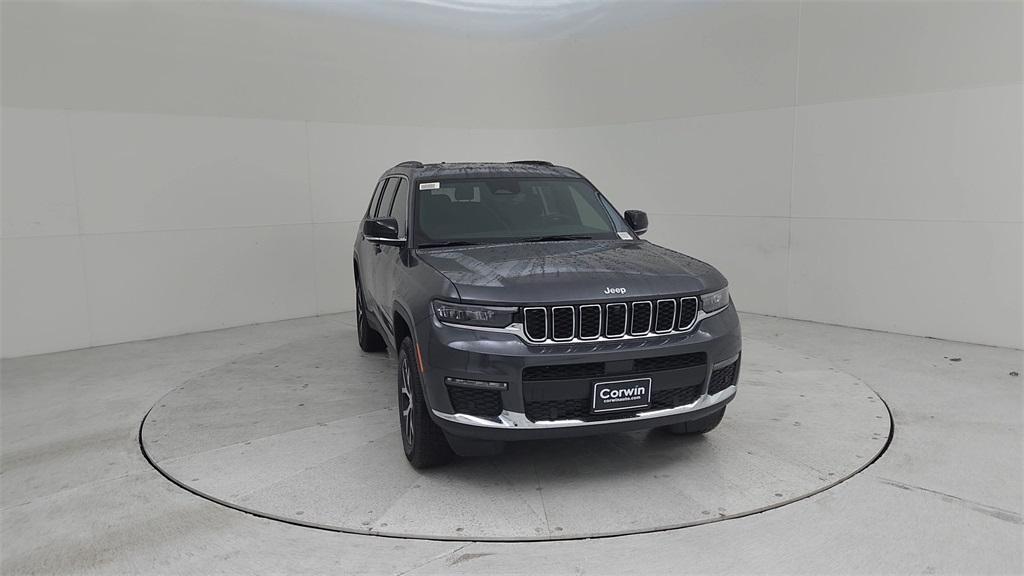 new 2025 Jeep Grand Cherokee L car, priced at $52,080