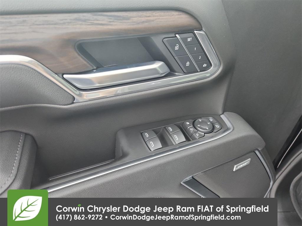 used 2025 GMC Sierra 2500 car, priced at $73,997