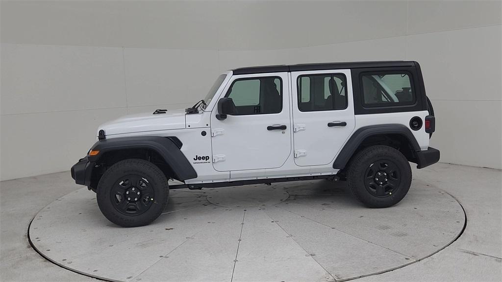 new 2025 Jeep Wrangler car, priced at $40,485