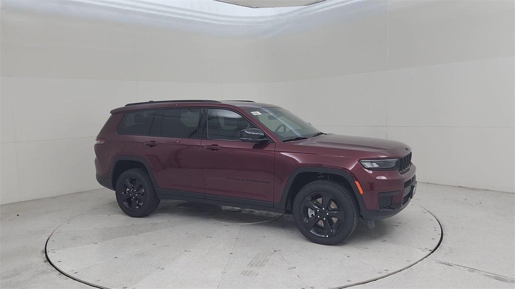 new 2025 Jeep Grand Cherokee L car, priced at $45,560