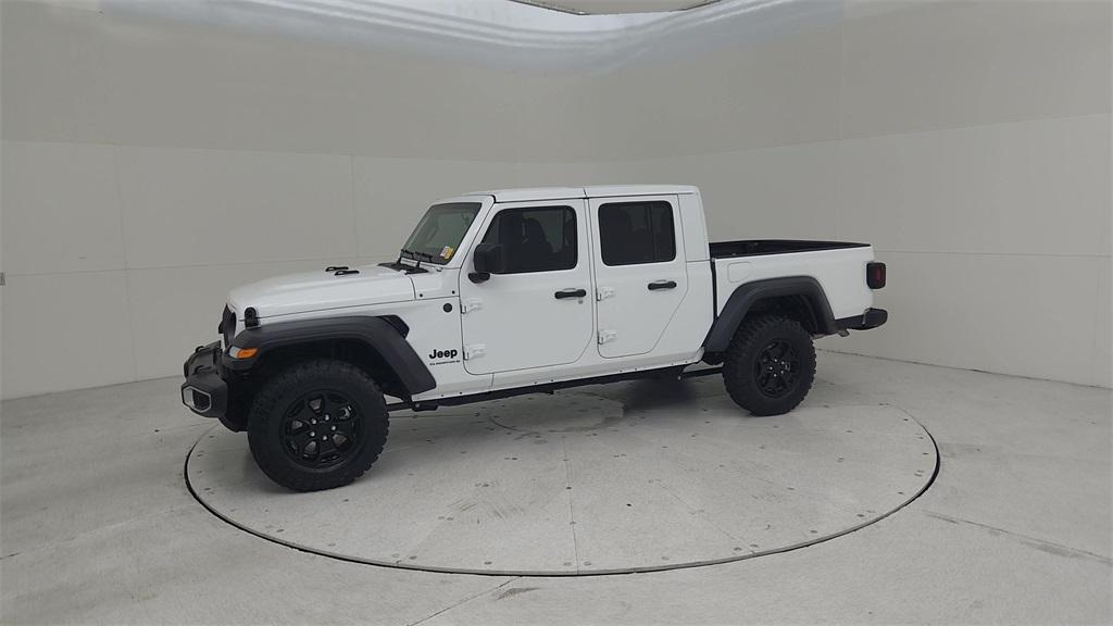 used 2024 Jeep Gladiator car, priced at $35,885