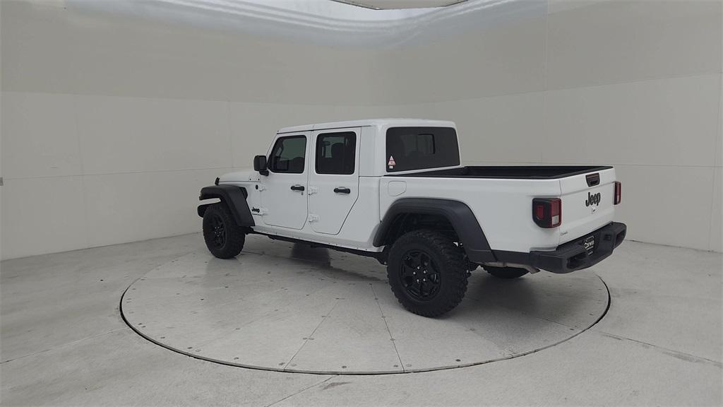 used 2024 Jeep Gladiator car, priced at $35,885