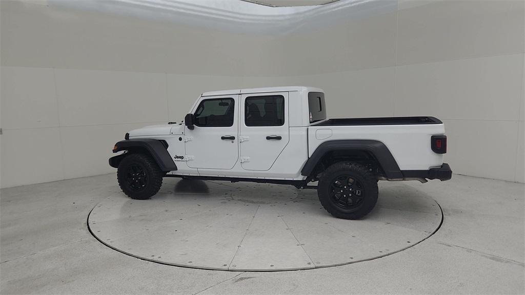 used 2024 Jeep Gladiator car, priced at $35,885