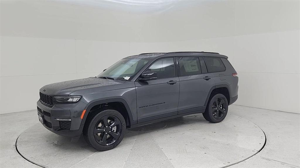 new 2024 Jeep Grand Cherokee L car, priced at $47,444