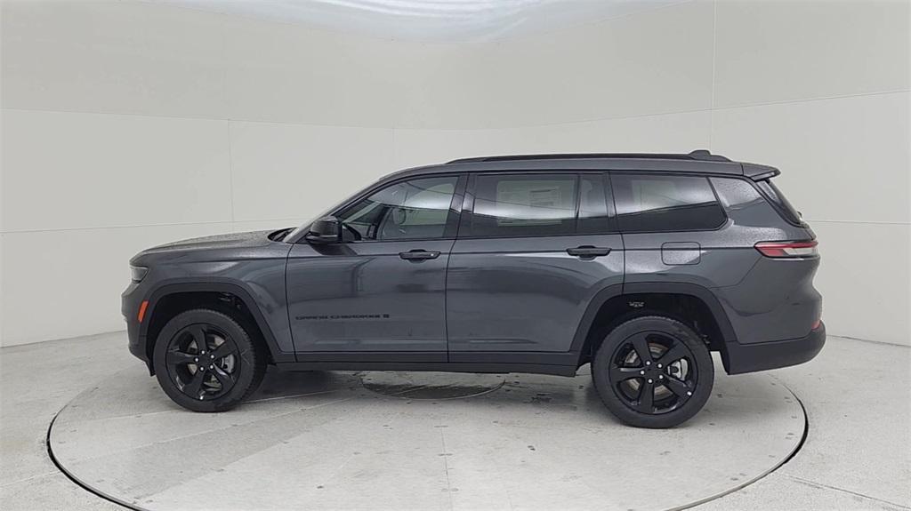 new 2024 Jeep Grand Cherokee L car, priced at $47,444