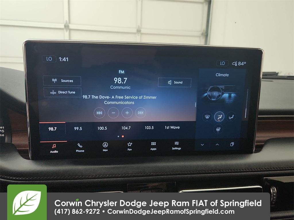 used 2022 Lincoln Nautilus car, priced at $35,888
