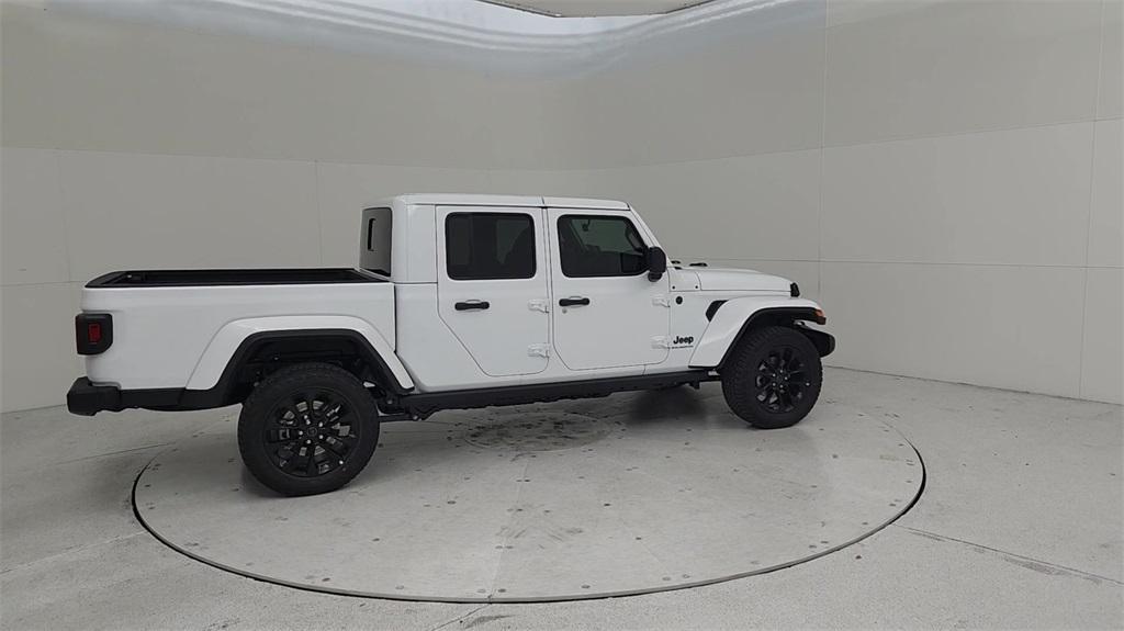 new 2024 Jeep Gladiator car, priced at $38,399