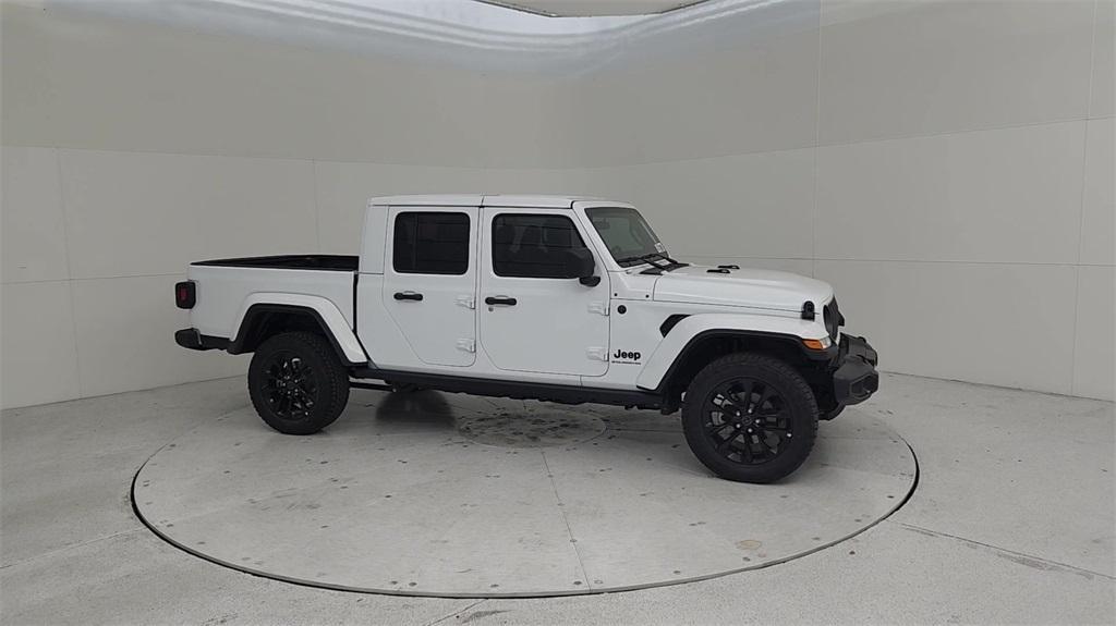 new 2024 Jeep Gladiator car, priced at $38,399