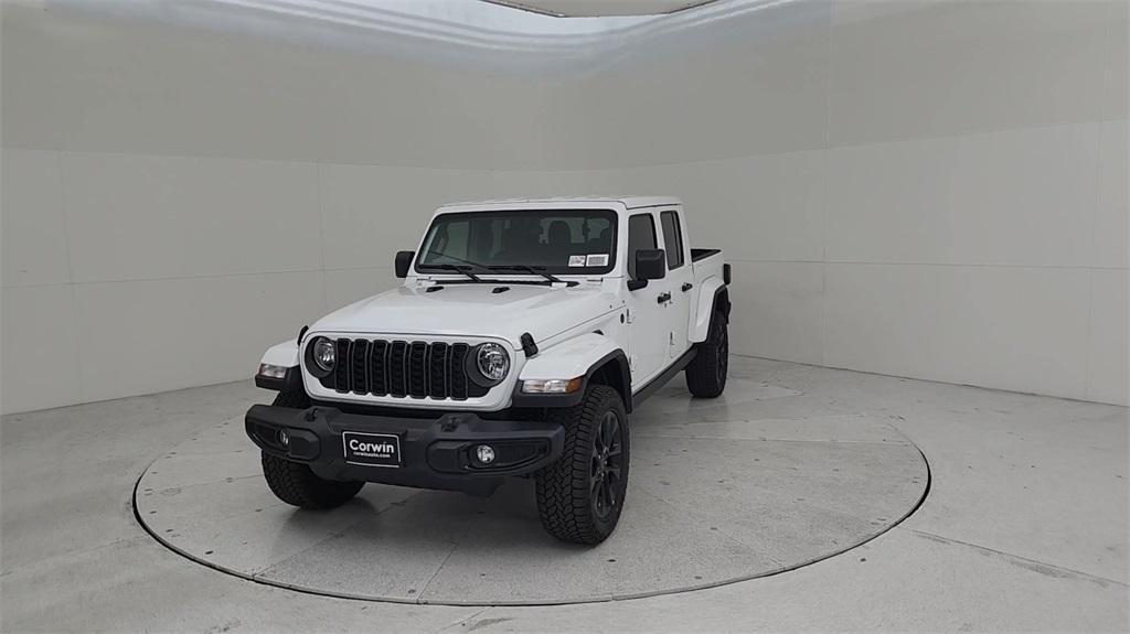 new 2024 Jeep Gladiator car, priced at $38,399