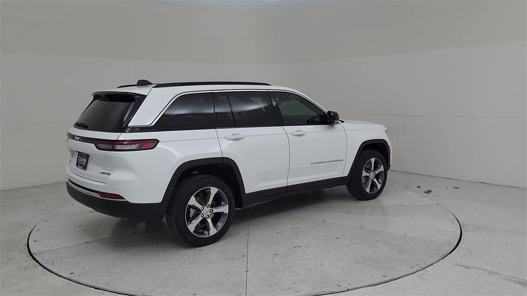 new 2025 Jeep Grand Cherokee car, priced at $52,210