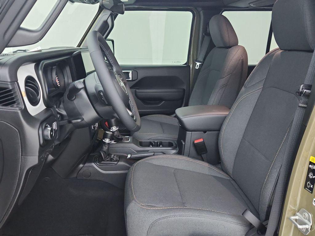 new 2025 Jeep Wrangler car, priced at $47,108