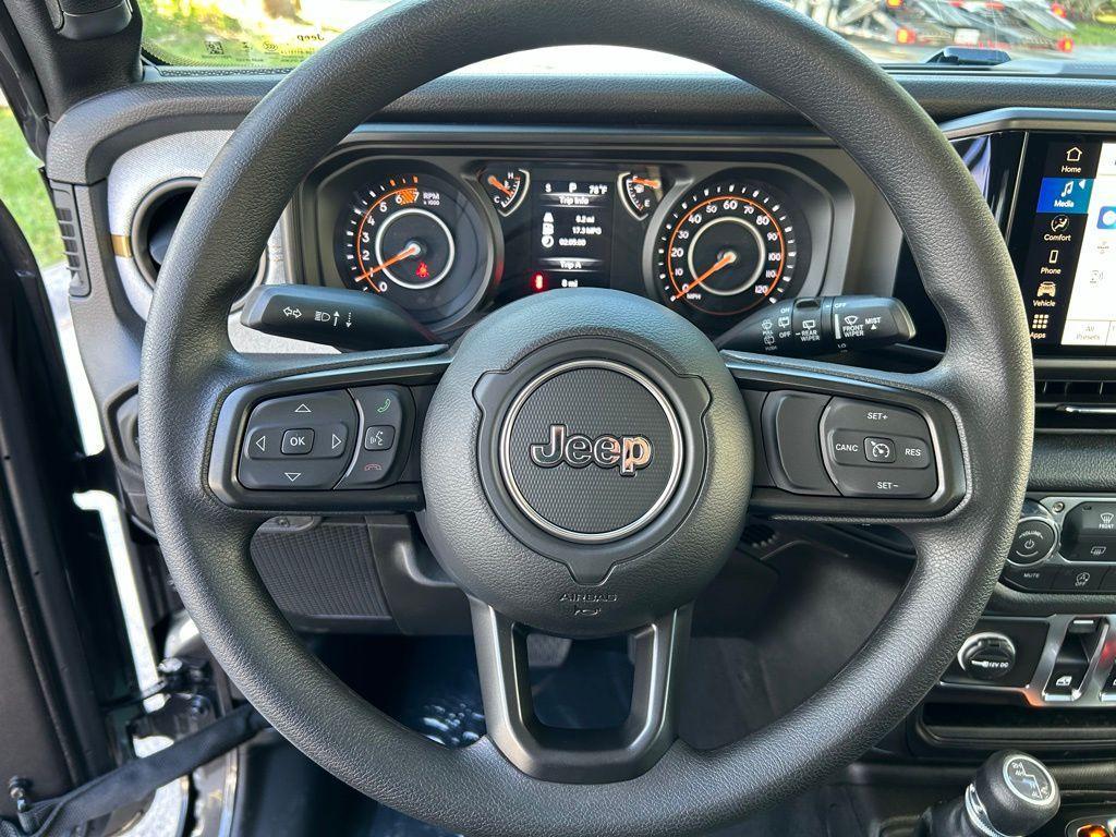 new 2026 Jeep Wrangler car, priced at $38,686