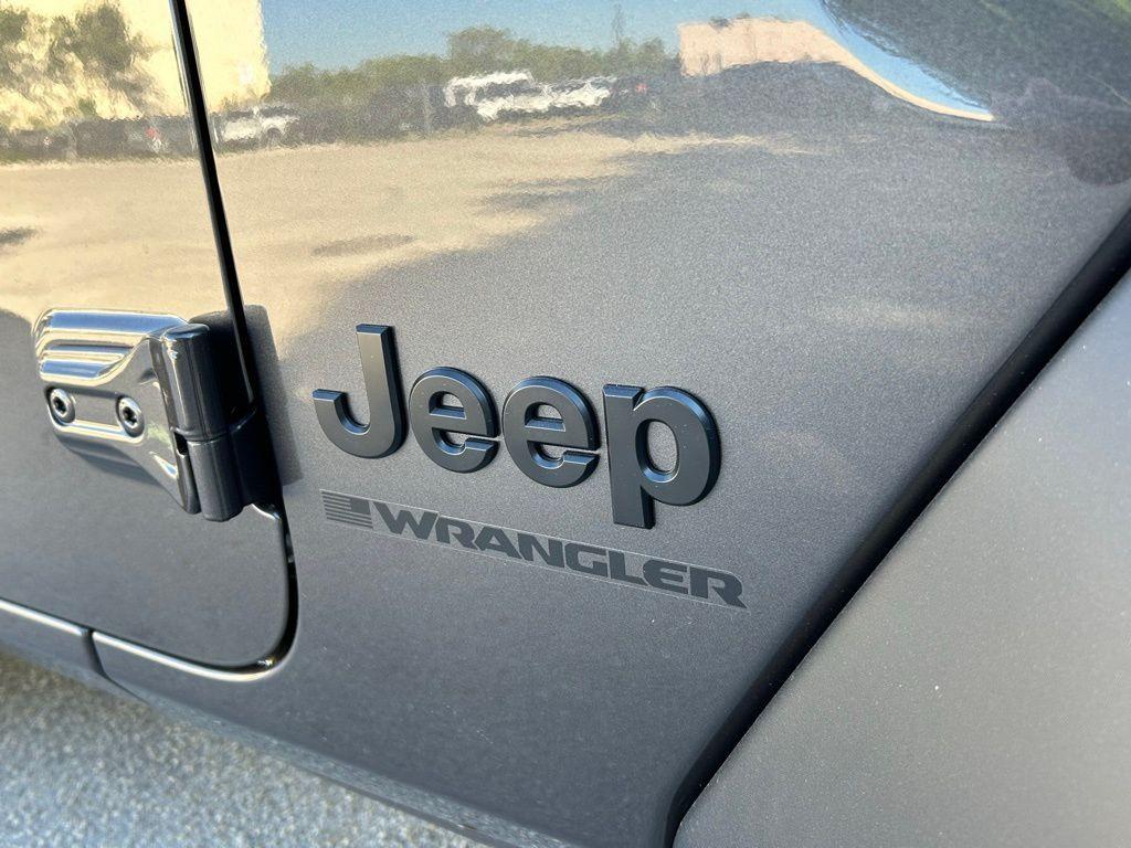 new 2026 Jeep Wrangler car, priced at $38,686