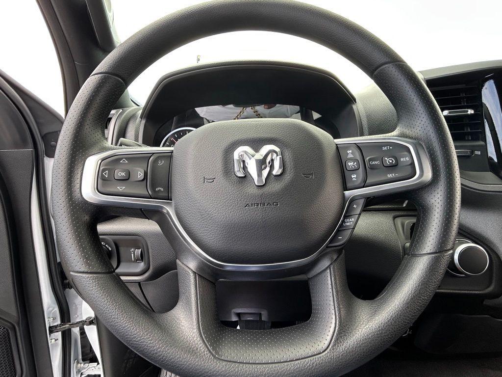 new 2025 Ram 1500 car