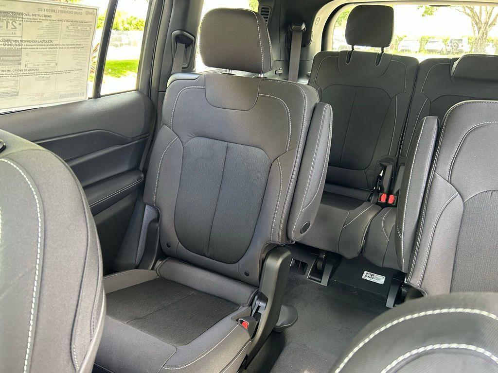 new 2025 Jeep Grand Cherokee L car, priced at $36,091