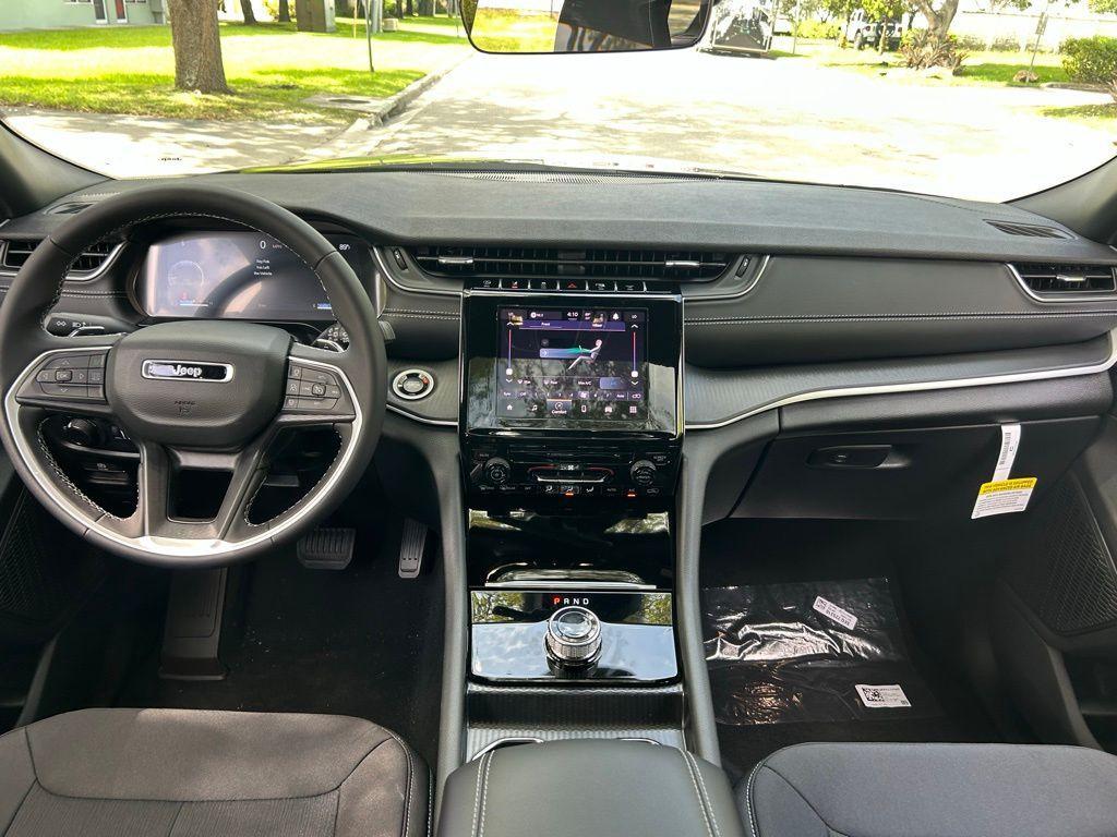 new 2025 Jeep Grand Cherokee L car, priced at $36,091