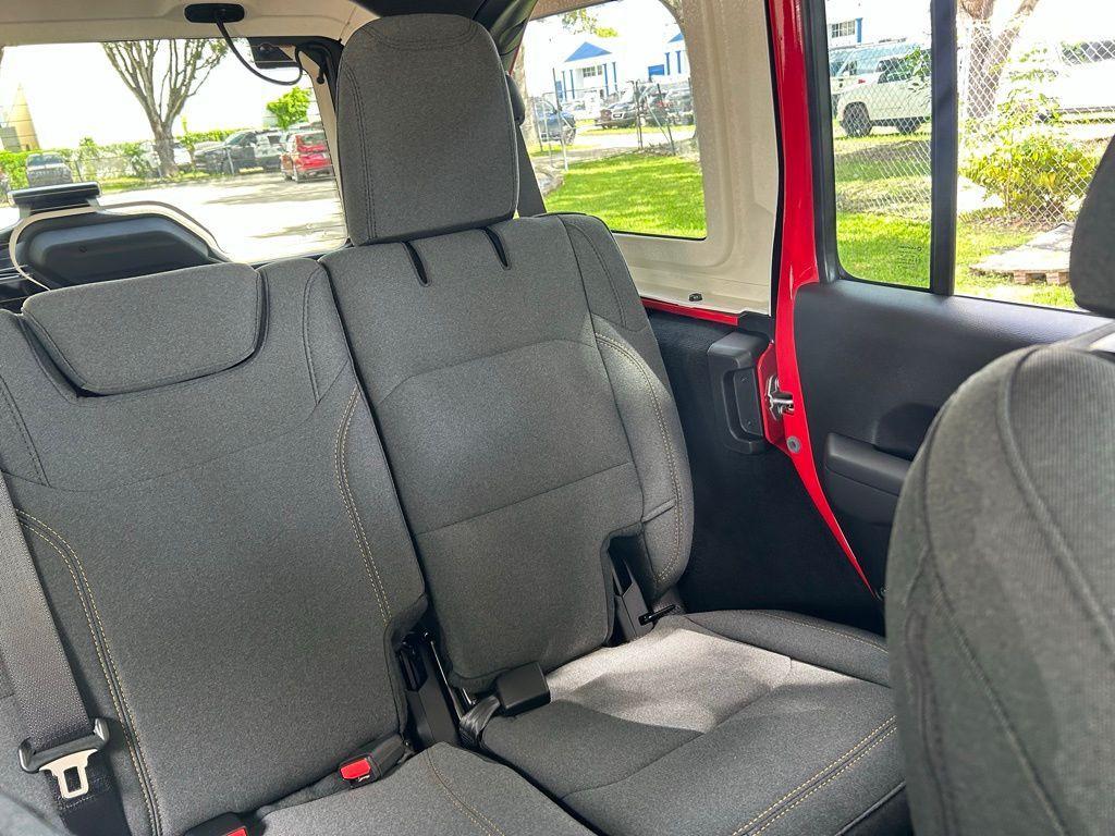 new 2025 Jeep Wrangler car, priced at $40,631