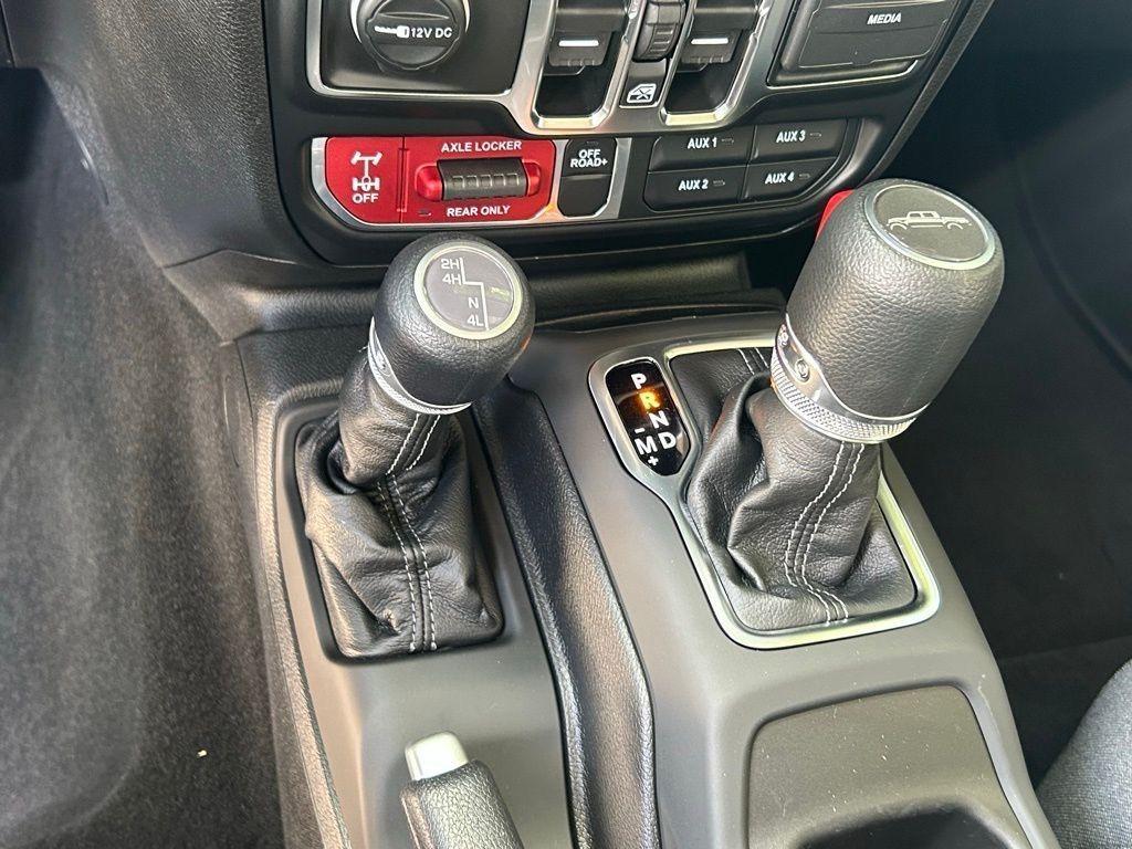 new 2025 Jeep Gladiator car, priced at $41,745