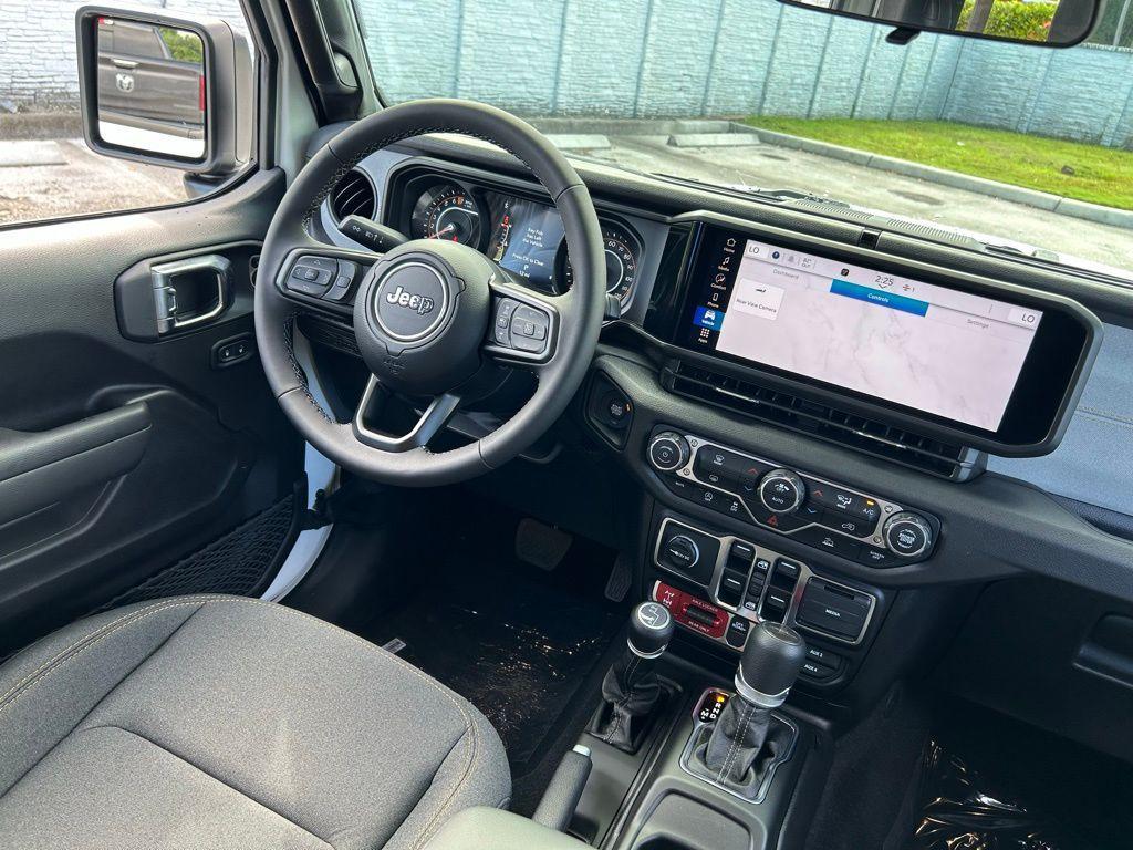 new 2025 Jeep Gladiator car, priced at $41,745