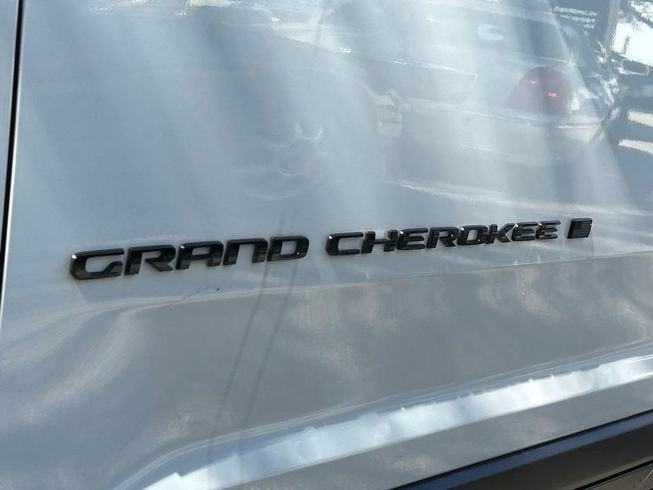 new 2024 Jeep Grand Cherokee L car, priced at $44,189