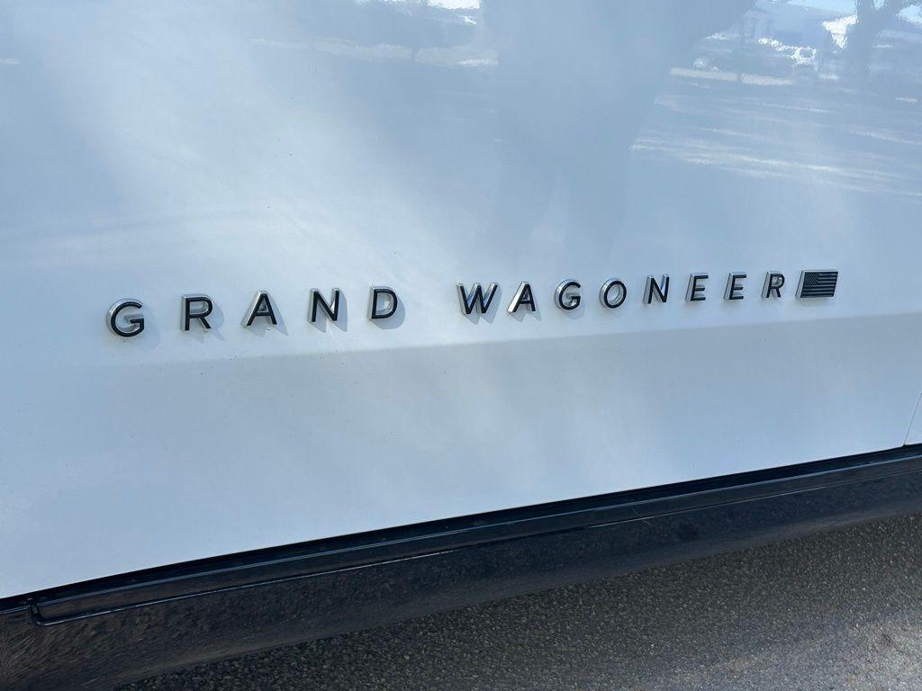 new 2024 Jeep Grand Wagoneer L car, priced at $97,972