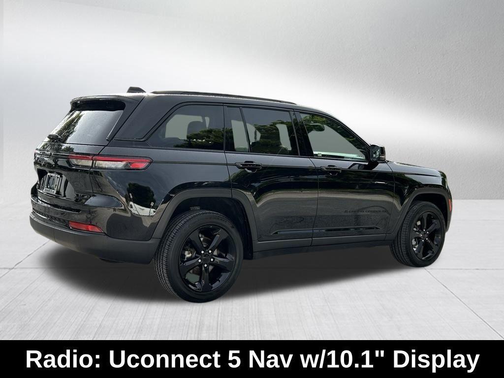 used 2024 Jeep Grand Cherokee car, priced at $39,995