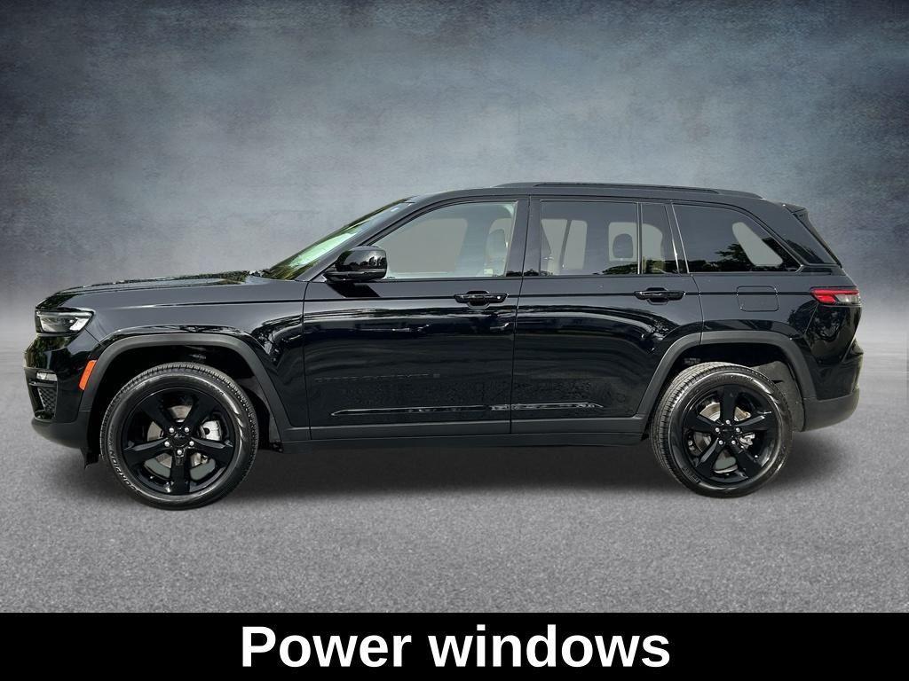 used 2024 Jeep Grand Cherokee car, priced at $35,669