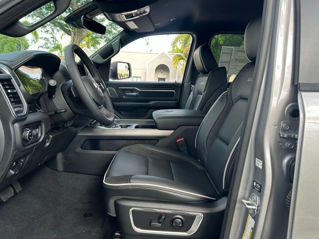 new 2025 Ram 1500 car, priced at $60,361