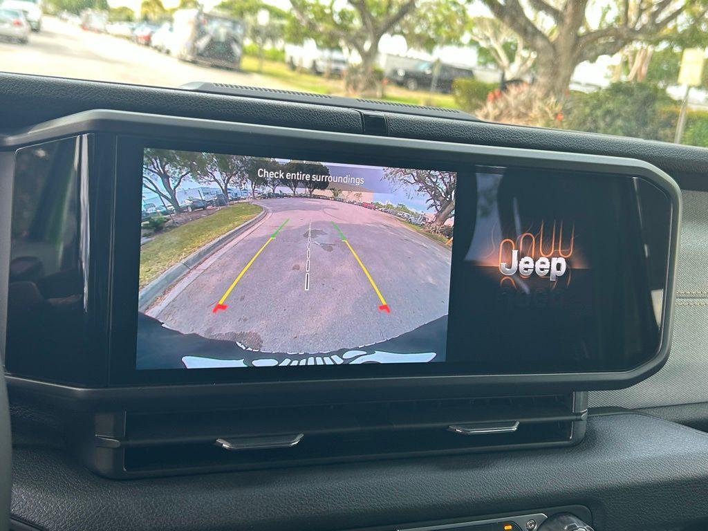 new 2025 Jeep Wrangler car, priced at $42,478