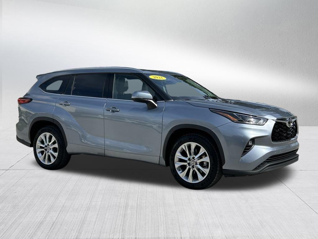 used 2021 Toyota Highlander car, priced at $29,152