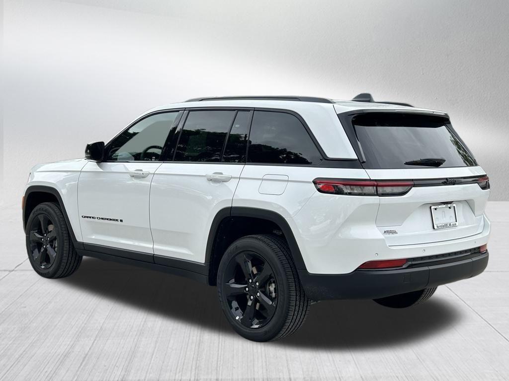 new 2024 Jeep Grand Cherokee car, priced at $37,206