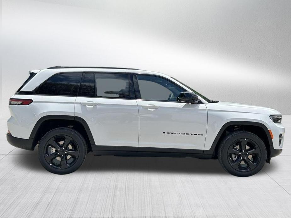 new 2024 Jeep Grand Cherokee car, priced at $38,041