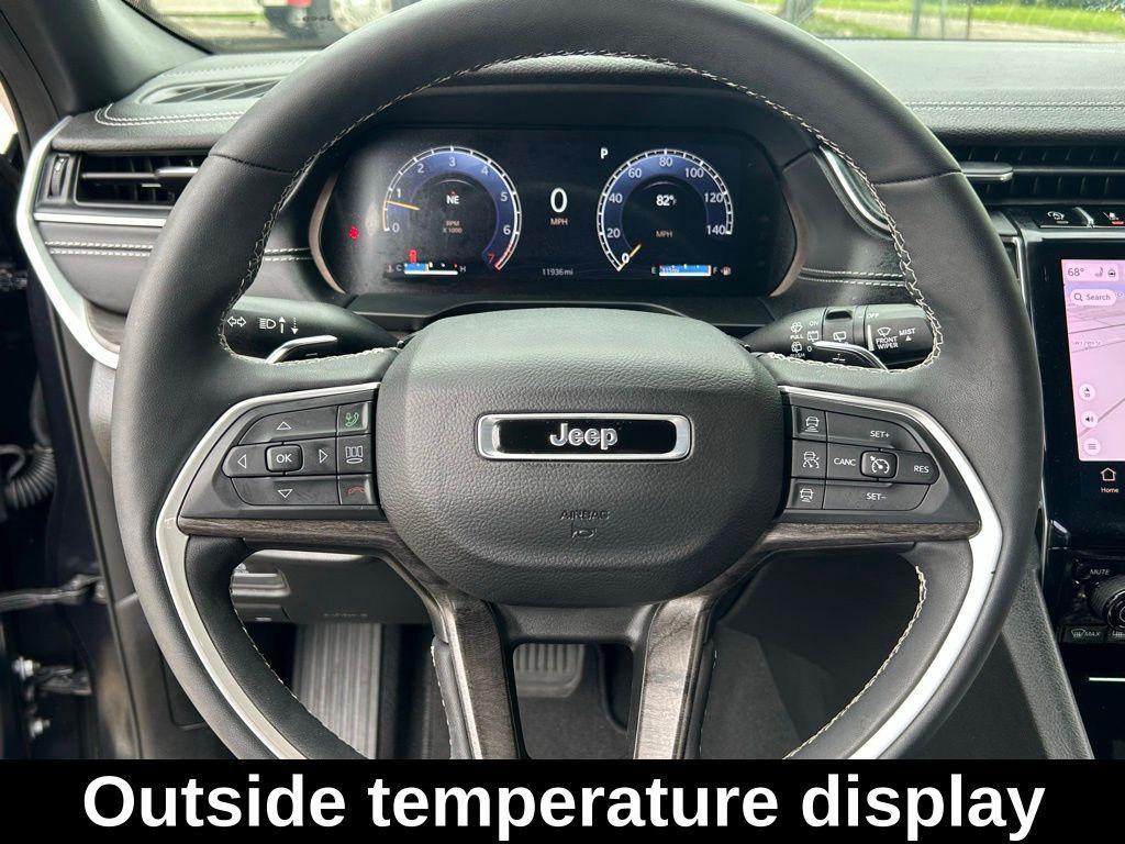 used 2024 Jeep Grand Cherokee car, priced at $35,994