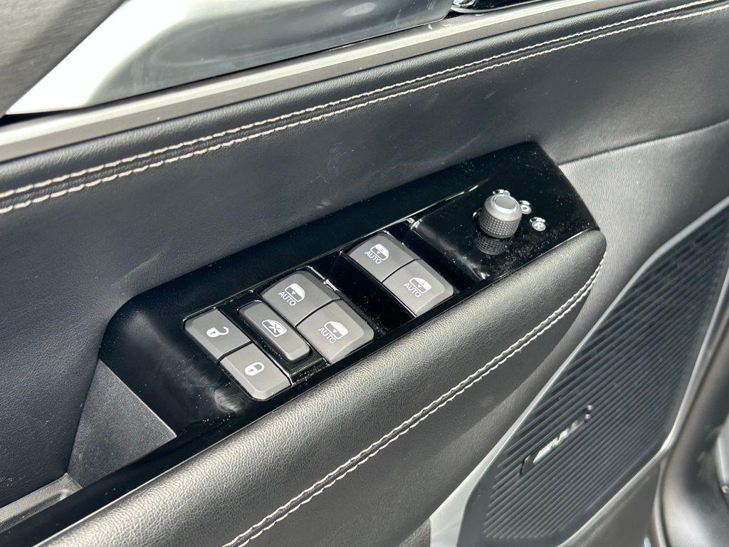 new 2025 Jeep Wagoneer car, priced at $74,879