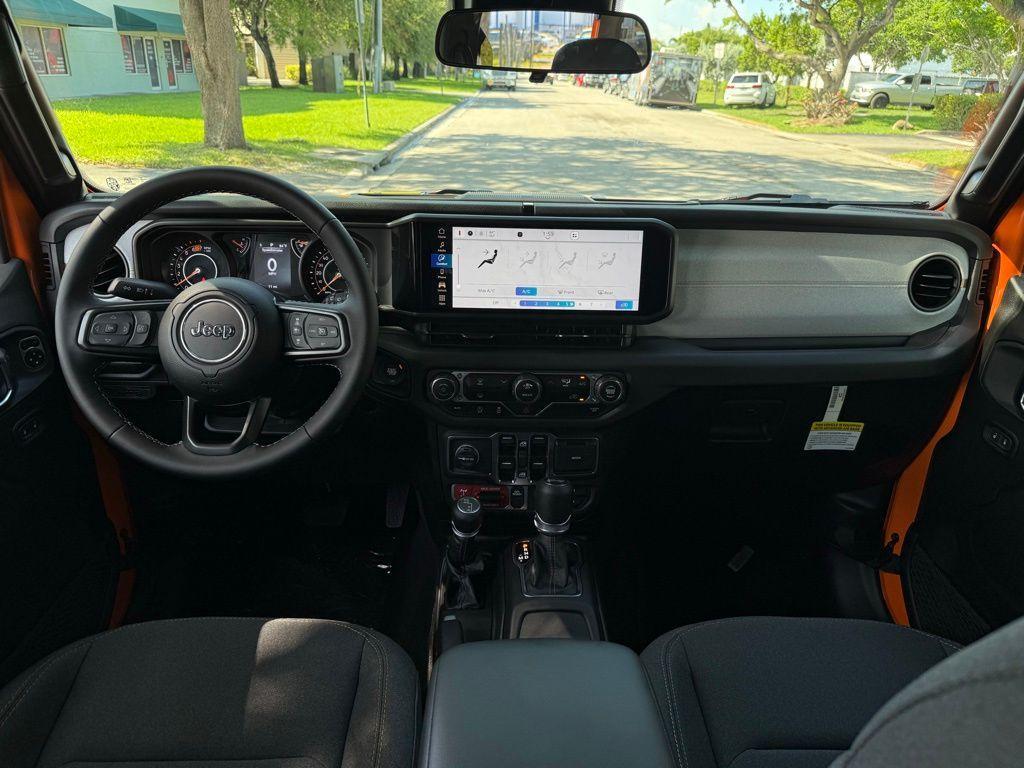 new 2025 Jeep Wrangler car, priced at $50,279