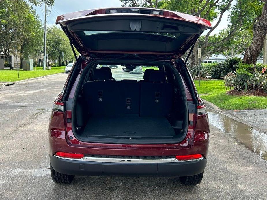 new 2024 Jeep Grand Cherokee car, priced at $36,478