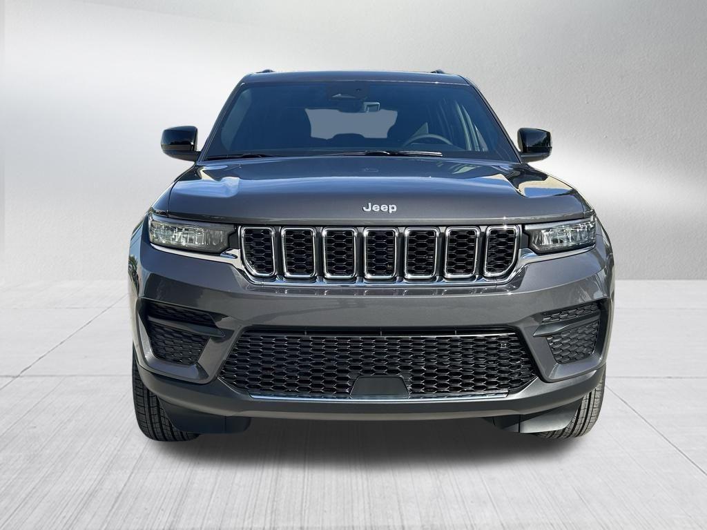 new 2025 Jeep Grand Cherokee car, priced at $33,991