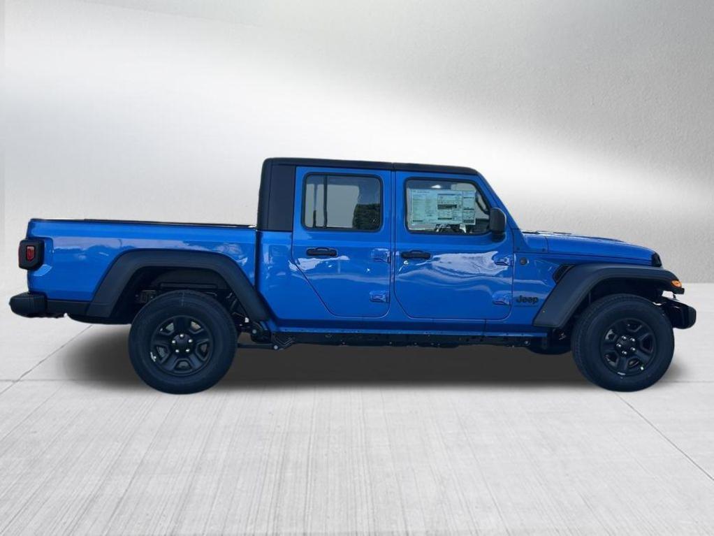 new 2025 Jeep Gladiator car, priced at $38,260