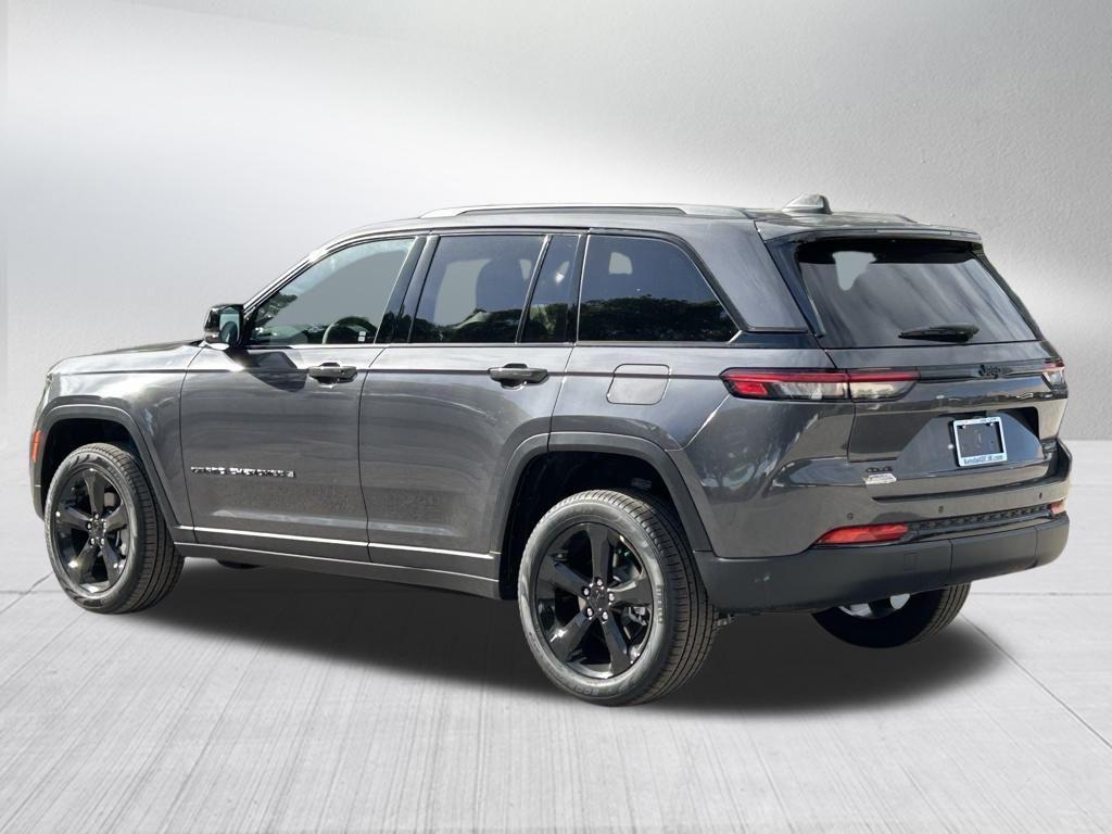 new 2025 Jeep Grand Cherokee car, priced at $43,518